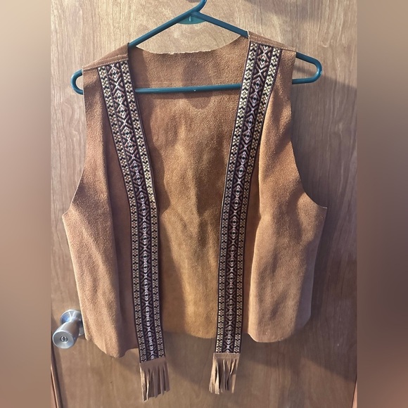 Vintage Suede Native American Vest - Picture 2 of 4